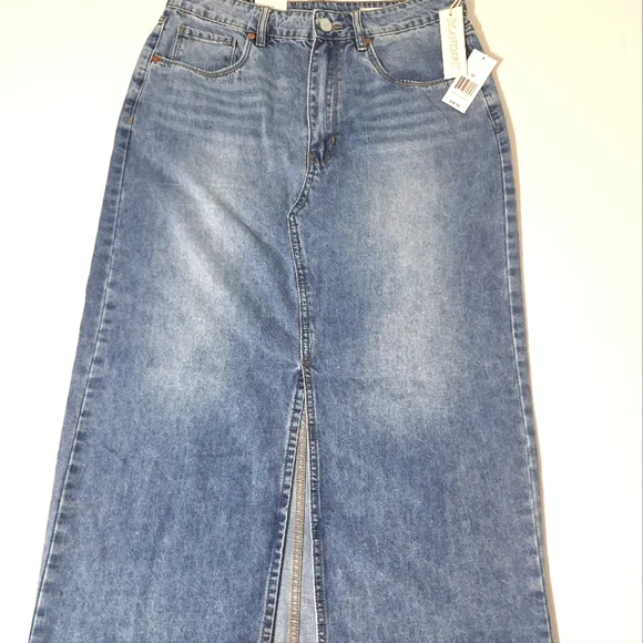 💎NWT Blank NYC Front Slit Maxi Skirt - Picture 2 of 14